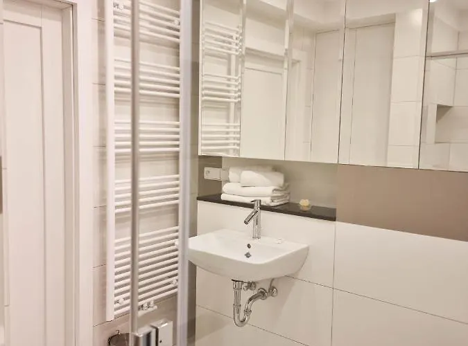 Visit Baltic - Mlodej Sztuki Rs2 11 Apartamento